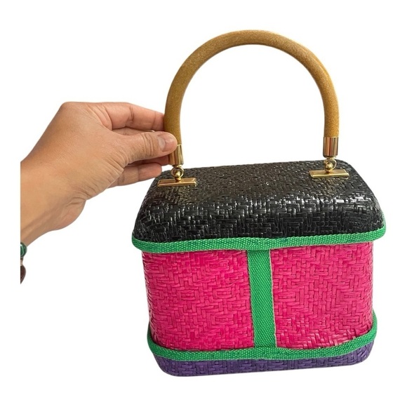 Vtg Doncaster Made In Italy Wicker Weave Purse Black Pink Purple RARE And
UNIQUE - Picture 8 of 14